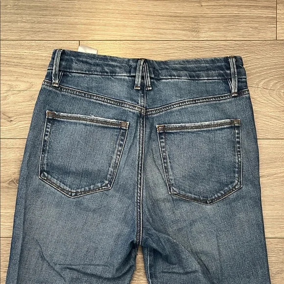 Good American Women's “Good Curve Straight Leg” Blue Jeans - Picture 5 of 7